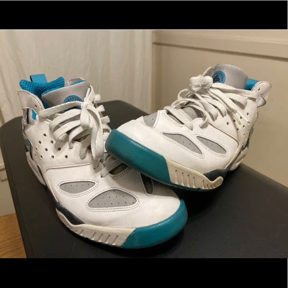 nike air challenge huarache